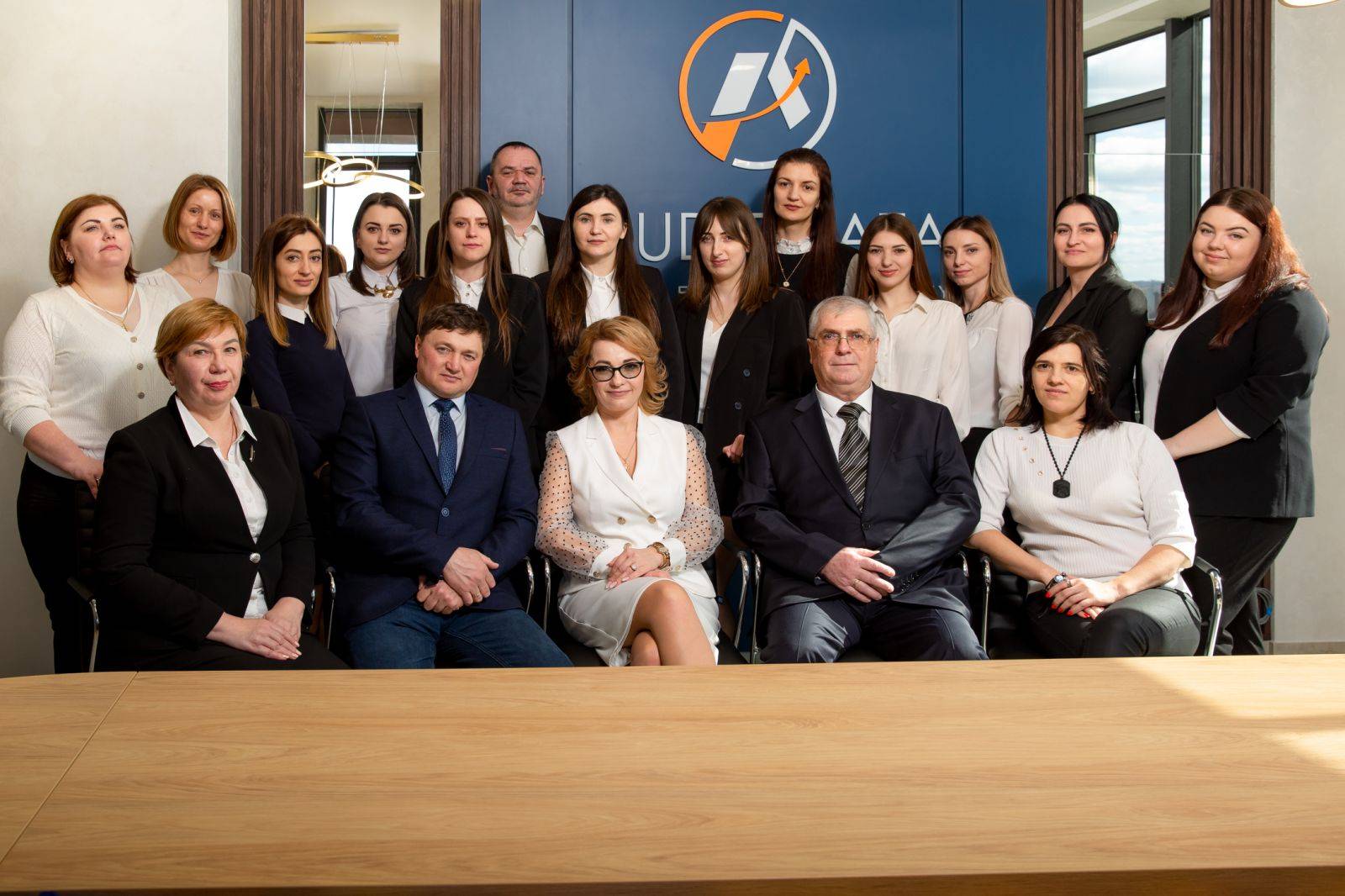 audit-data-photo-our-team-2